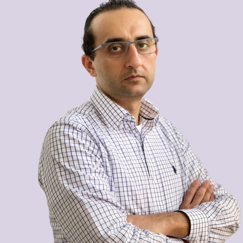 Ali Bukhari headshot